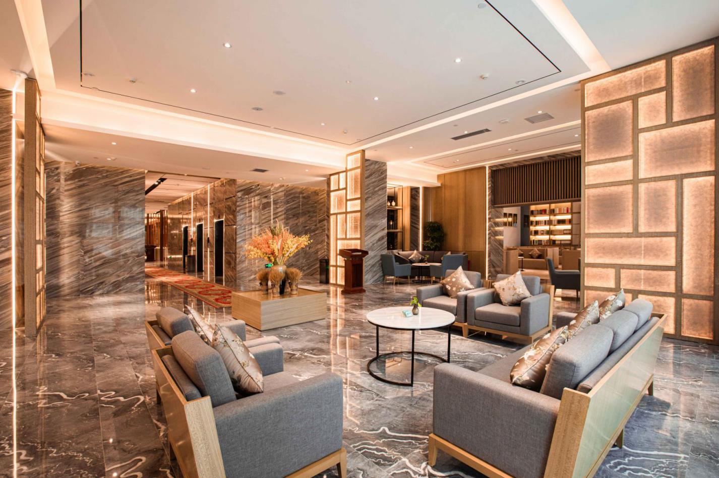 5ef47e1d07734.jpg 三楼大堂1.jpg